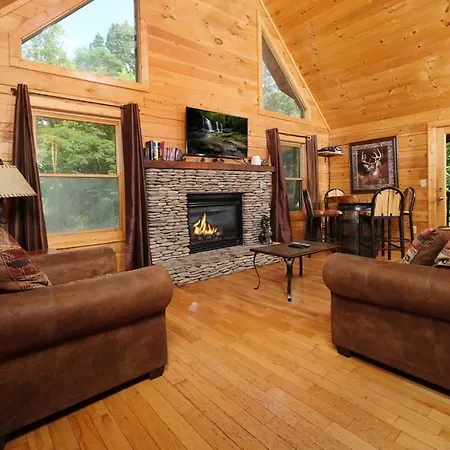 Thunder Bear Hideaway Villa